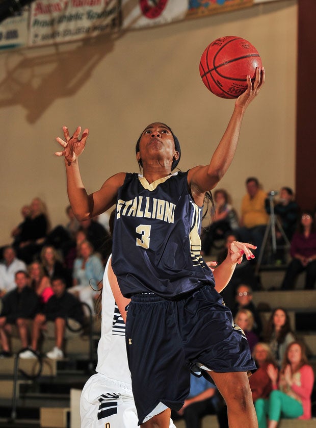 San Juan Hills senior Jordan Coleman with a nice left hand. 