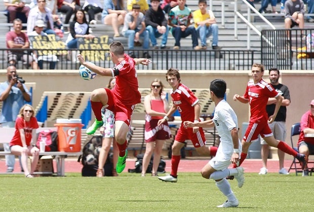 Cummings is involved in extracurricular activities, including Boys State, the National Honor Society, History Club, Spanish Club, Soccer Club and Fellowship of Christian Athletes.