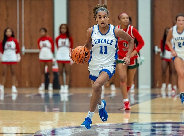 Kennedy Holman helped No. 11 Hamilton Southeastern rise eight spots in this week's MaxPreps Top 25. She scored 15 in a 52-50 win over No. 12 Lawrence Central. (Photo: Julie K. Brown)