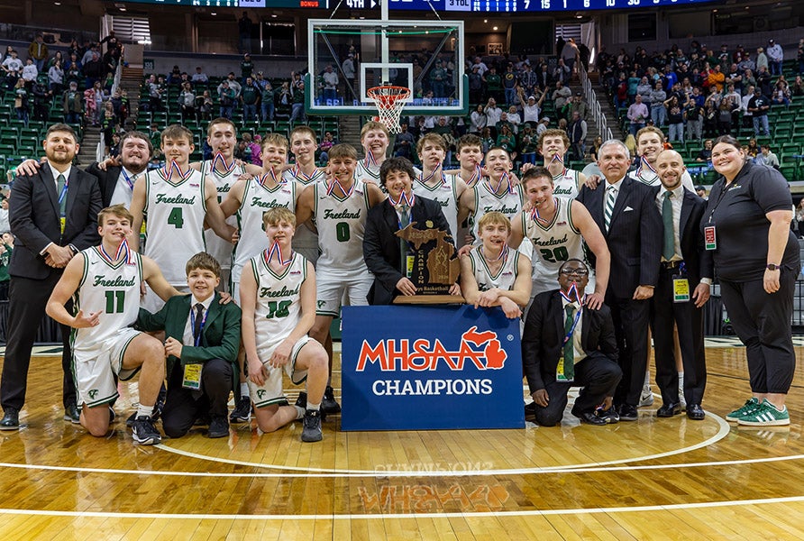 Freeland celebrates after beating Unity Christian for the Division 2 crown in Michigan. (PHOTO: Jennifer Meure)