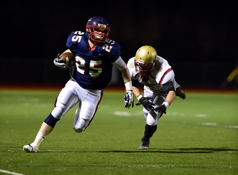 Adam Remotto carries for Campolindo.