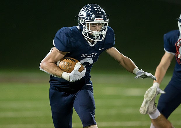 Oil City star Ethen Knox averaged 19.8 yards per carry Friday night in a win over Warren. (File photo: Eric Elliott)