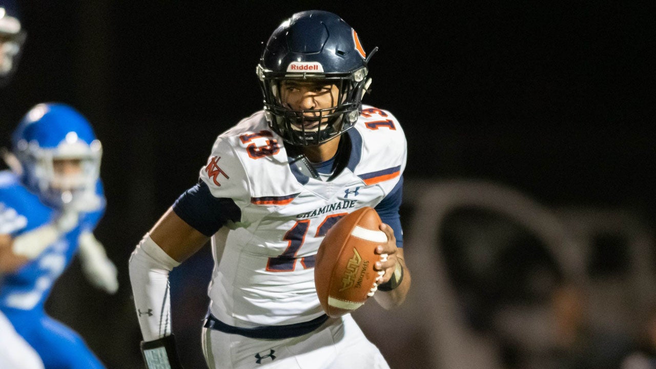 High school football: Mater Dei, St. John Bosco head into showdown atop MaxPreps Top 25 California rankings