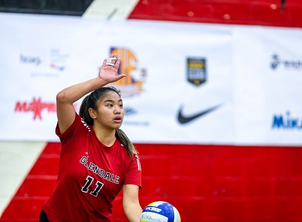 Aleina Manaois had 28 kills on Saturday as Glendale won the CIF Division IV volleyball title in four sets over Marin Academy. (Photo: Kevin Deadwylier)