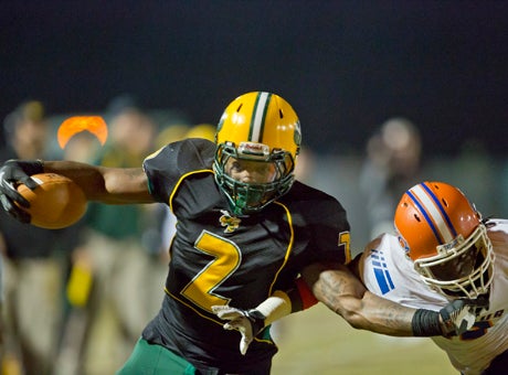 The remarkable Derrick Henry en route to his record-breaking night in November. 