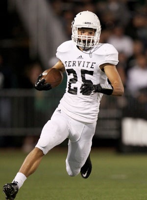 Tate Beachley, Servite