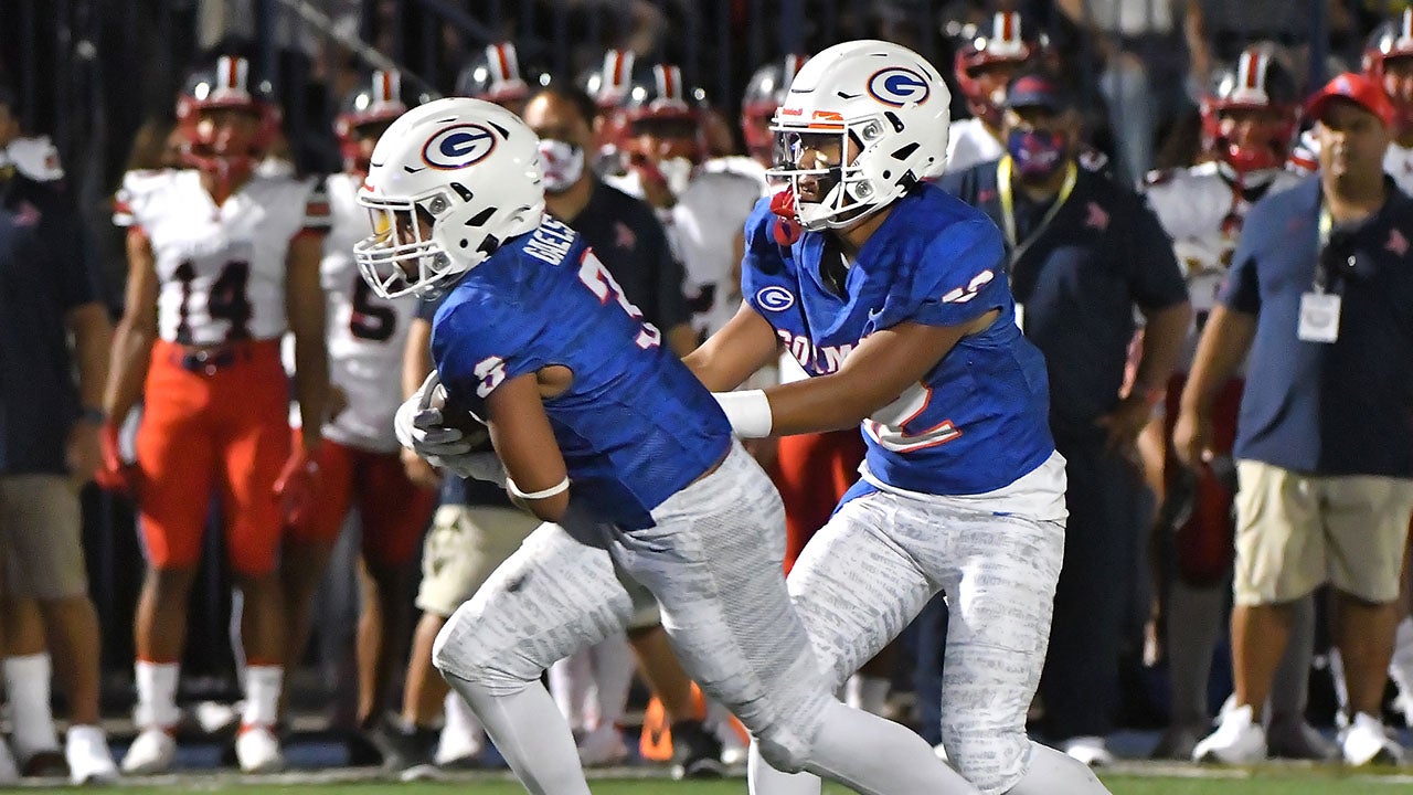 High school football: No. 9 Bishop Gorman holds off No. 24 Miami Central with 21-20 win
