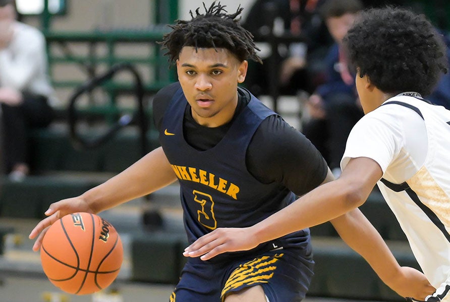 Colben Landrew was one of five players announced as finalists for MaxPreps National Player of the Year earlier this month. (PHOTO: Darin Sicurello)