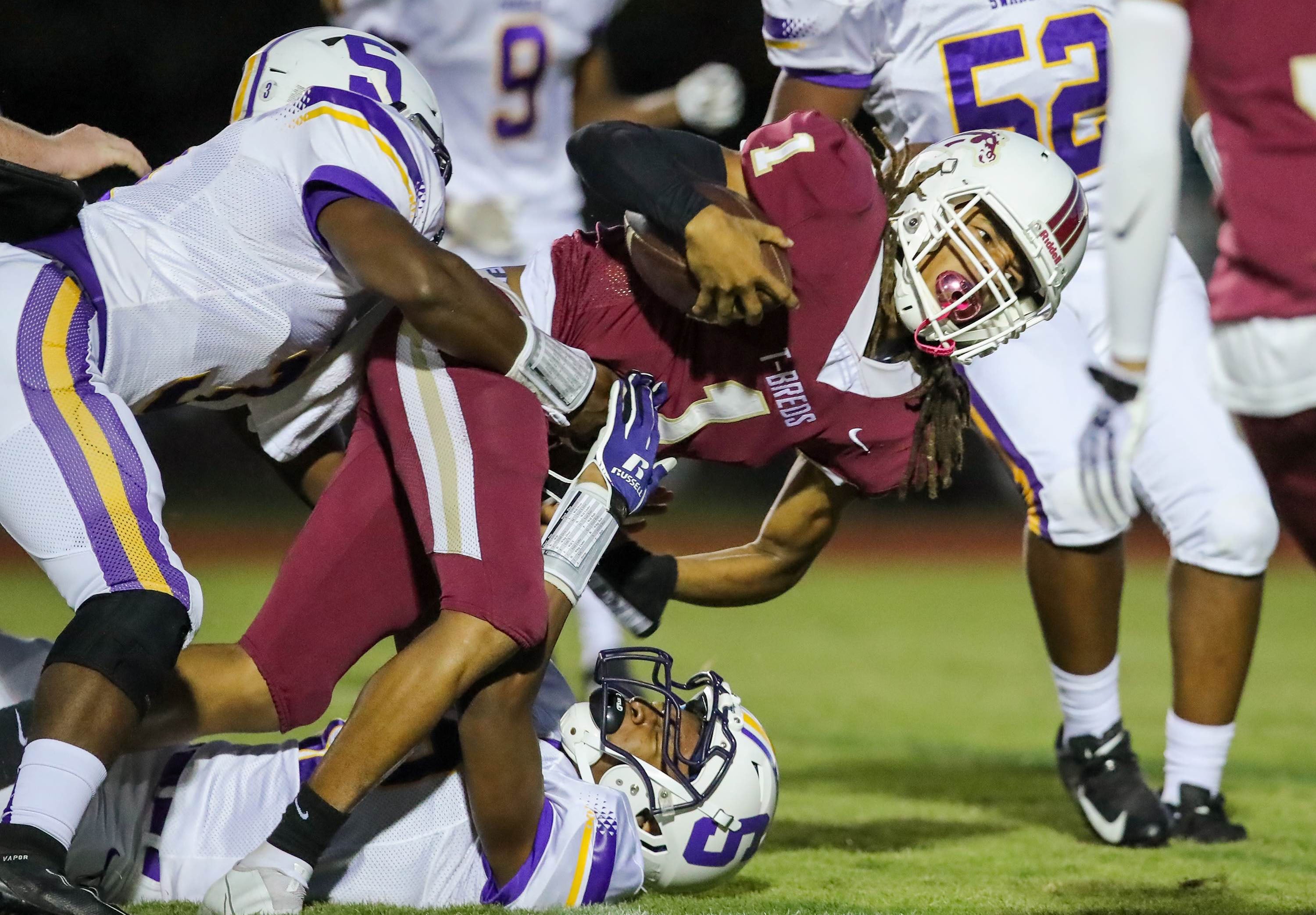 South Carolina running back Terrence Smith averaged over 15 yards per carry en route to over 400 yards in a 63-56 loss Friday to Lexington.