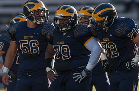 Bellevue (7-0) sits atop the initial Medium Schools National Football Rankings.