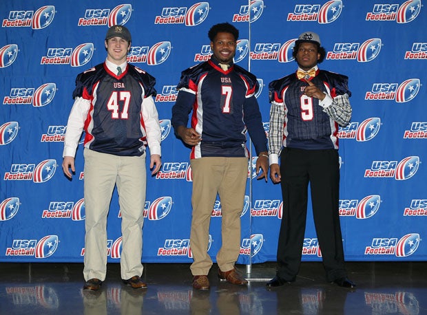 Notre Dame recruits are linebackers Greer Martini (Woodberry Forest, Va.) and Nile Sykes (Lombard, Ill.) and defensive lineman Jay Hayes (Brooklyn, N.Y.). 