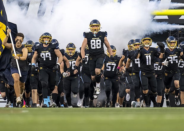 Archbishop Moeller hopes to knock off St. Edward for the first time since 2021 in a battle of two of Ohio's top teams. (Photo: Michael Noyes)