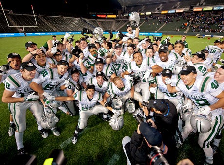 De La Salle celebrated an Open Division state title last season and looks to have the chance again this season.