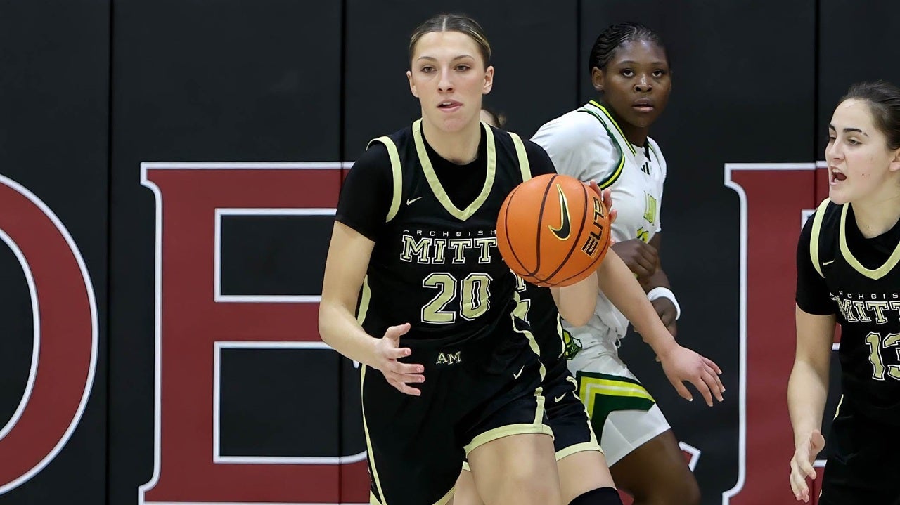 High school girls basketball: California star McKenna Woliczko commits to Iowa