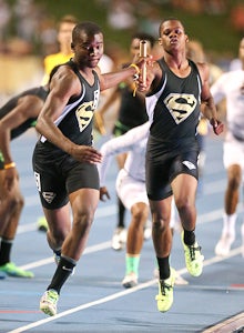 Serra's 4x400 relay team closed the
meet in fashion with nation's top
time this season.