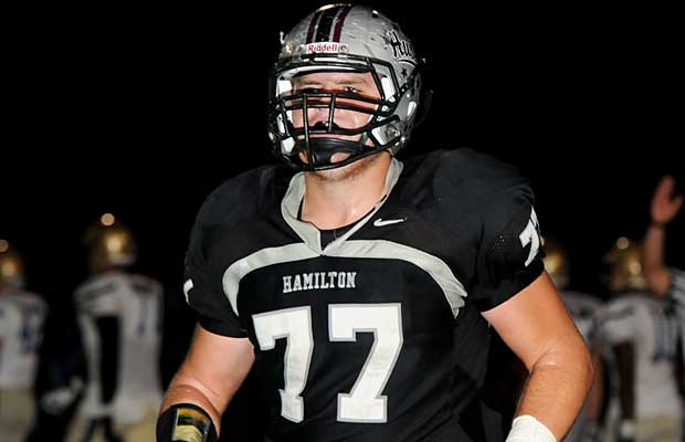 Casey Jones, the latest blue-chip lineman from Hamilton, has decommitted from USC.