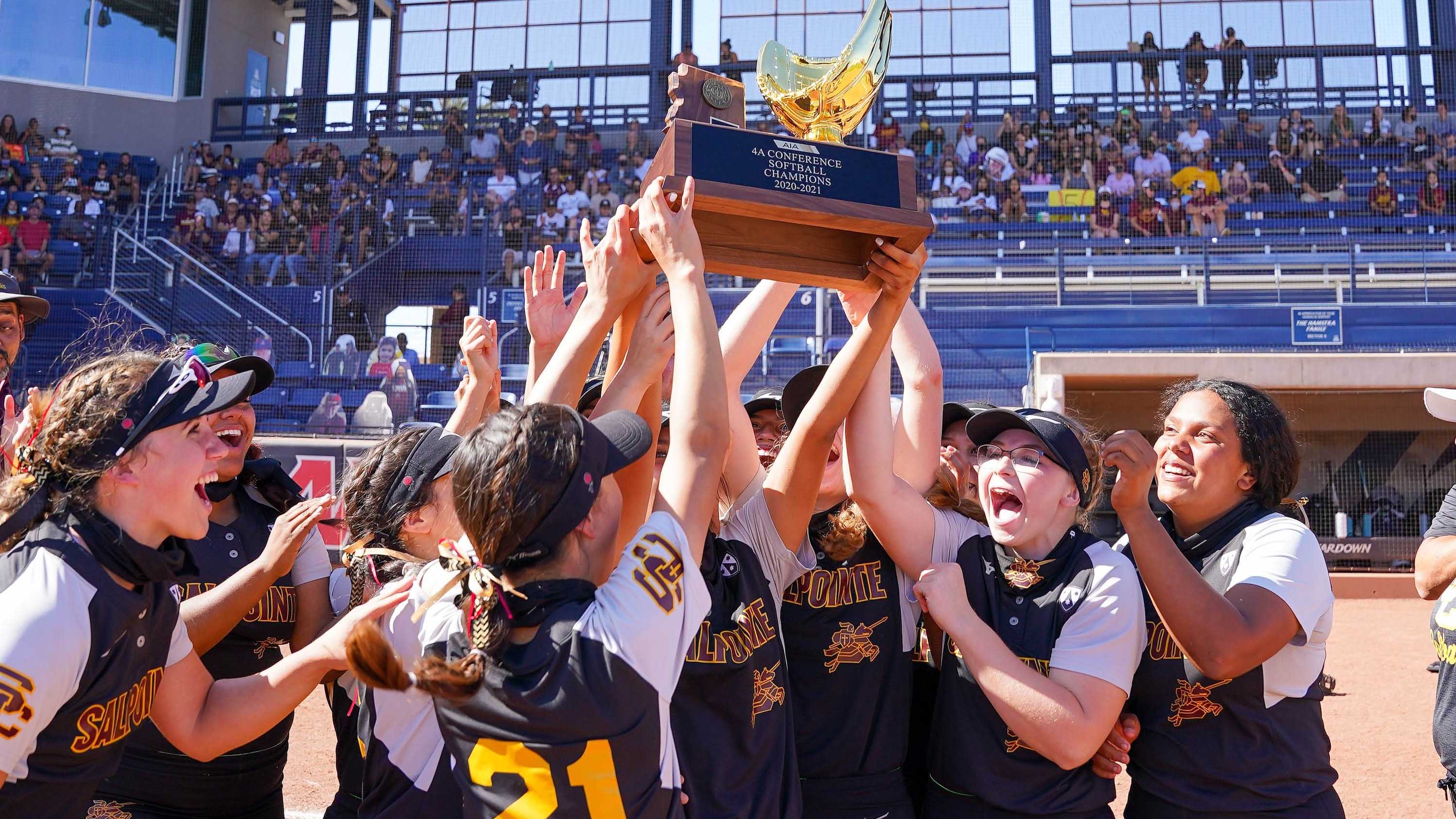 High school softball: Salpointe Catholic, Neshoba Central win state titles, rise in this week's MaxPreps Top 25