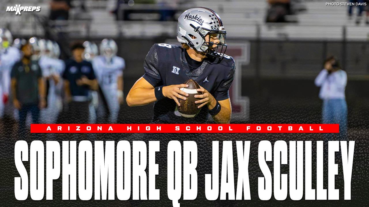 Football Game Preview: Hamilton Huskies vs. Chandler Wolves + How To Watch