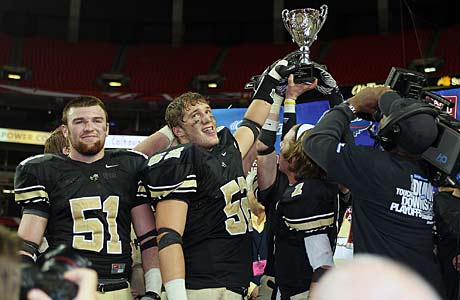 Calhoun, the defending 2A champion, is the favorite to win again this year.