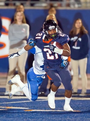 Donovan Lee, Chaminade
