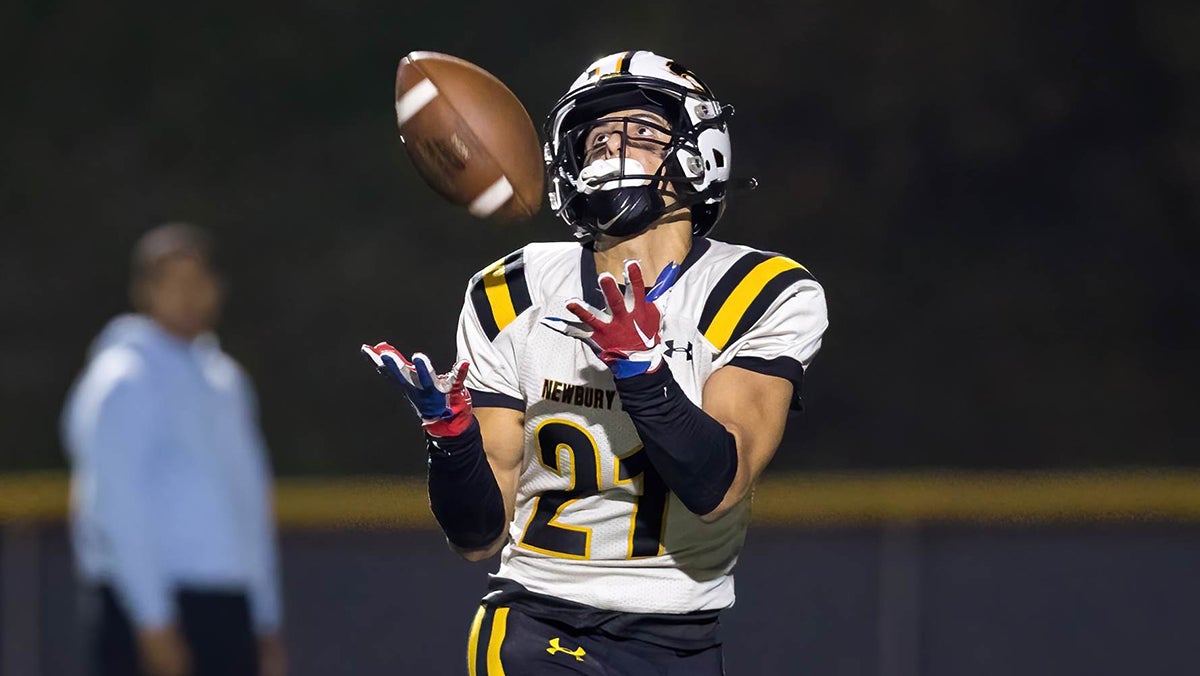 California high school football: Shawn Irwin of Hart tops state receiving yardage leaderboard