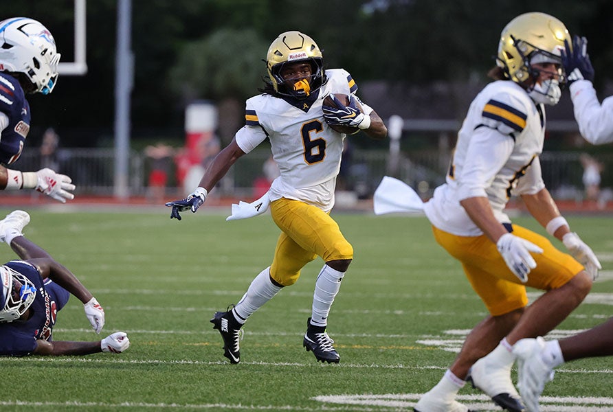 Senior running back Ryan Mathis holds offers from Florida Atlantic, Georgia State, Georgia Tech, Liberty, SMU and South Florida. (FILE PHOTO: Jeff Klein)