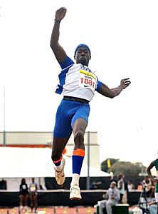 Marquis Dendy overcame fouls and
injury to take a first and second.