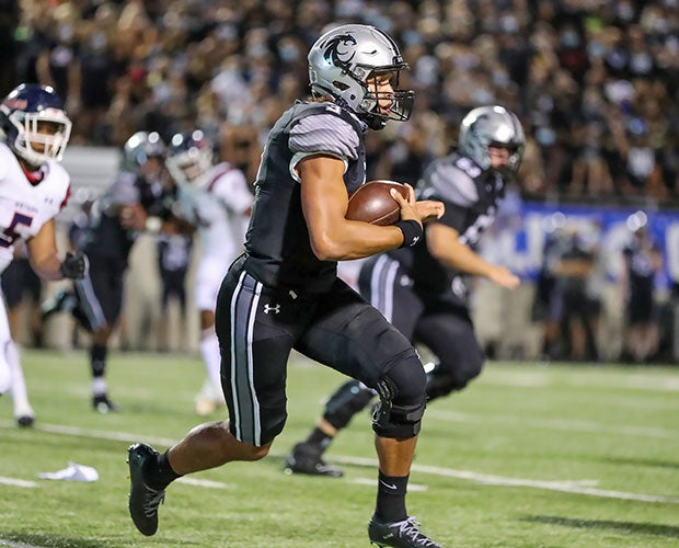 Quarterback Eli Stowers, Guyer