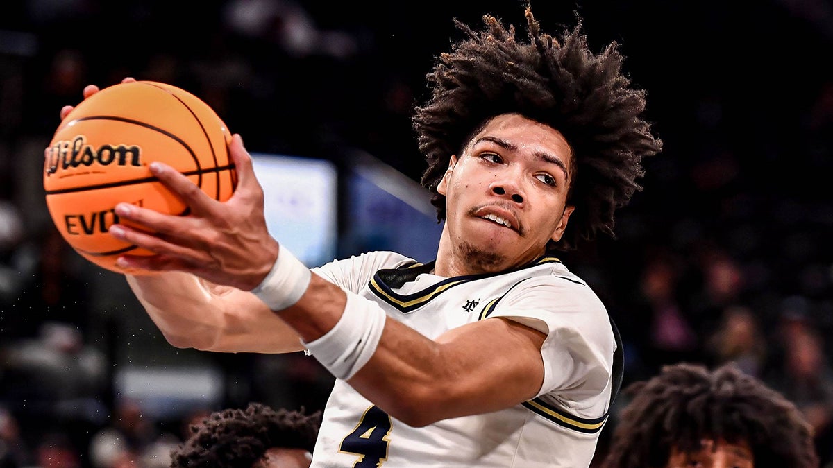 Notre Dame upsets No. 2 Harvard-Westlake