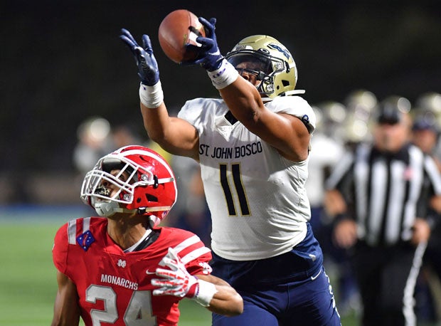 St. John Bosco's Matayo Uiagalelei (11) is one of three juniors on the MaxPreps Top 10 Players in the Nation list.