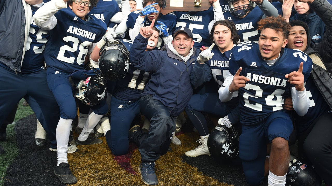 Football Friday: Does St. John Bosco have better all-time lineup than Mater Dei?