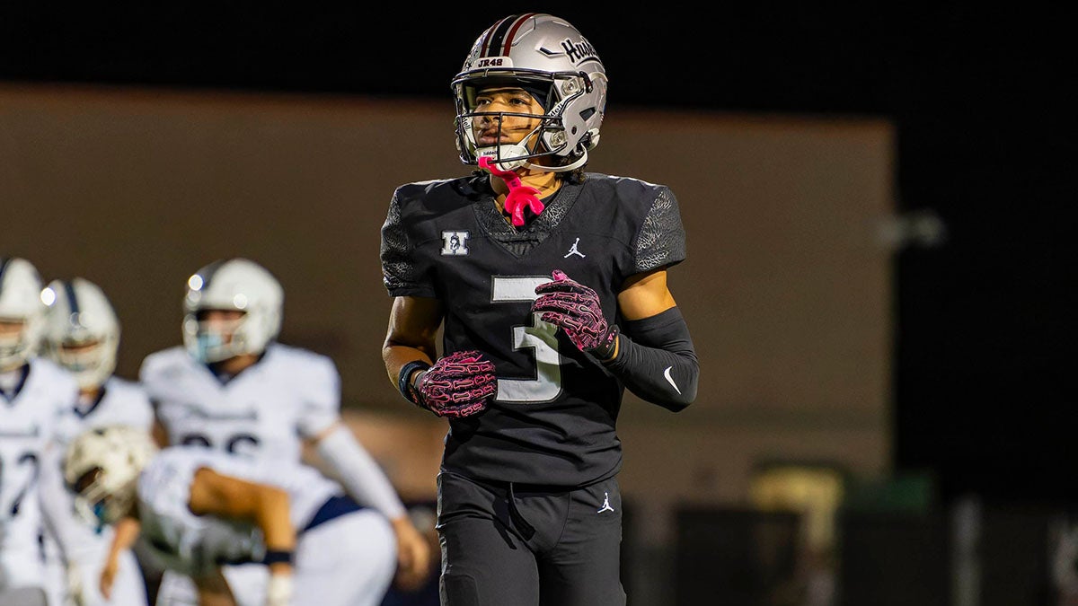 FOOTBALL: Star WR Oliver commits to USC