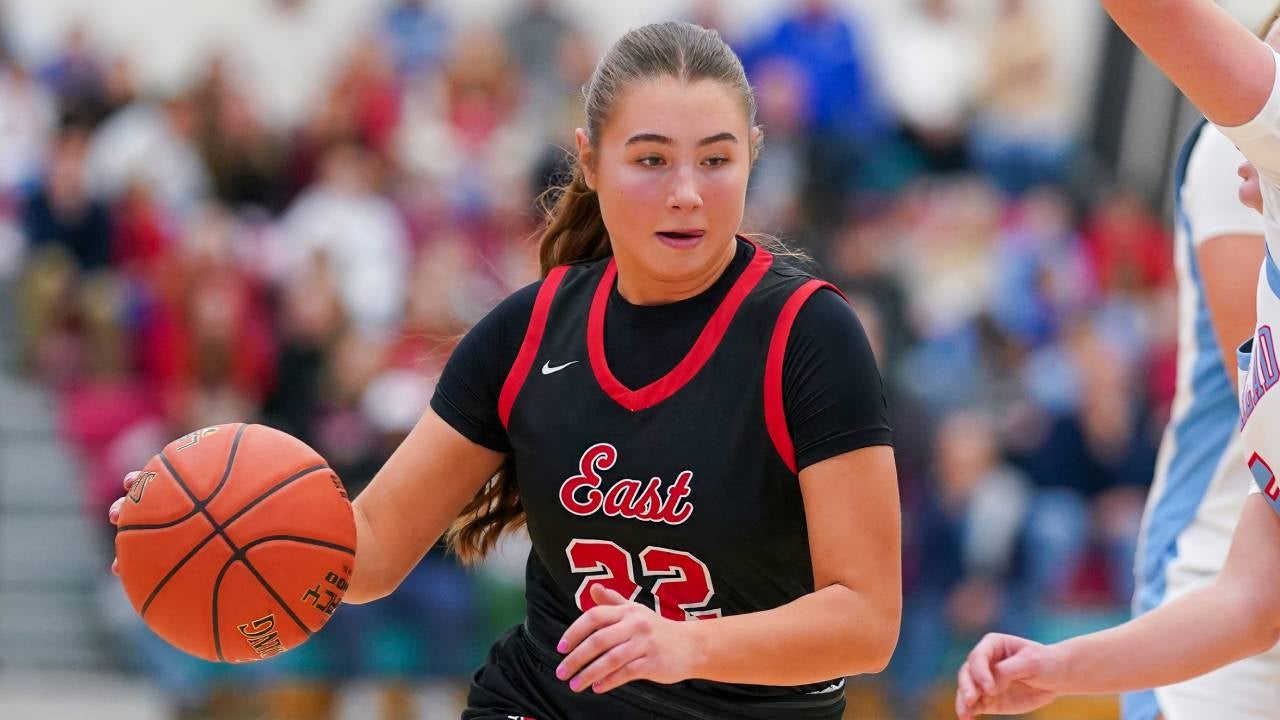 BASKETBALL: D1 and D2 sectional semifinals