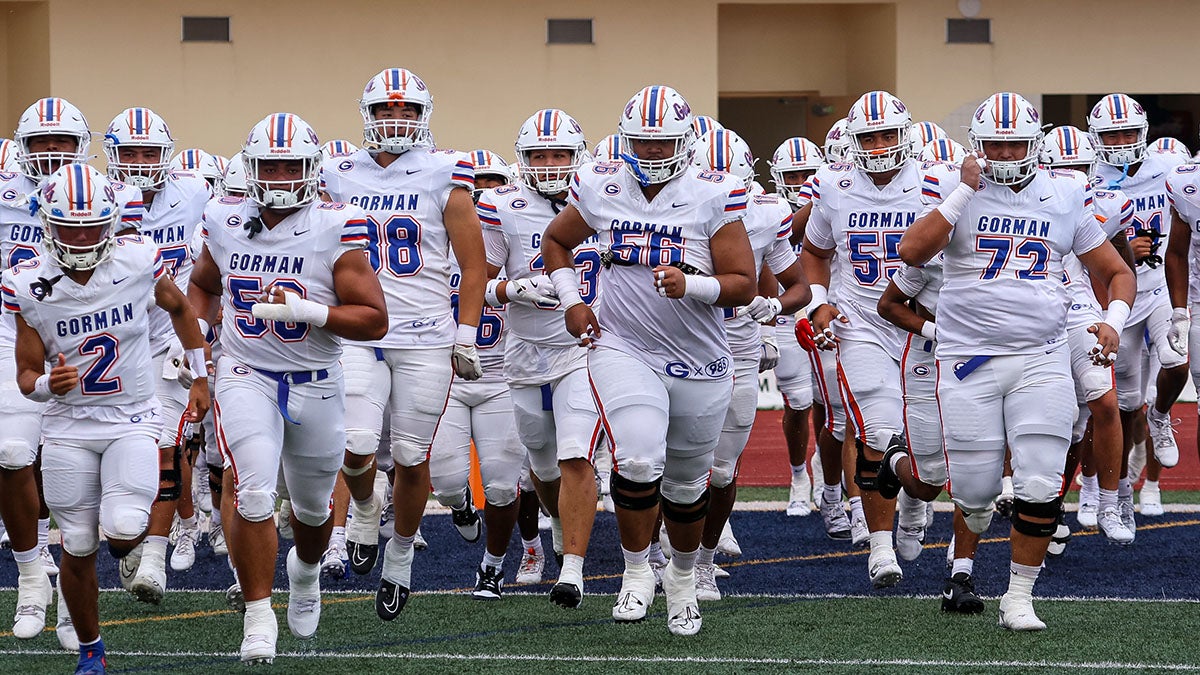 High school football: No. 2 Bishop Gorman tops No. 11 St. Thomas Aquinas 29-21, sets up showdown with No. 1 Mater Dei