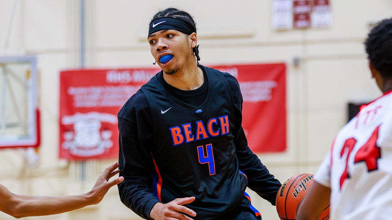 Tyran Stokes scores 31 in Washington debut