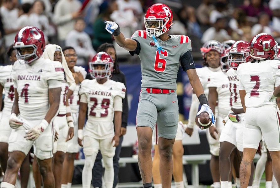Ahmad Hudson was the only player to be named to the MaxPreps Junior All-America team in football and basketball this season. (PHOTO: Ken Steib)
