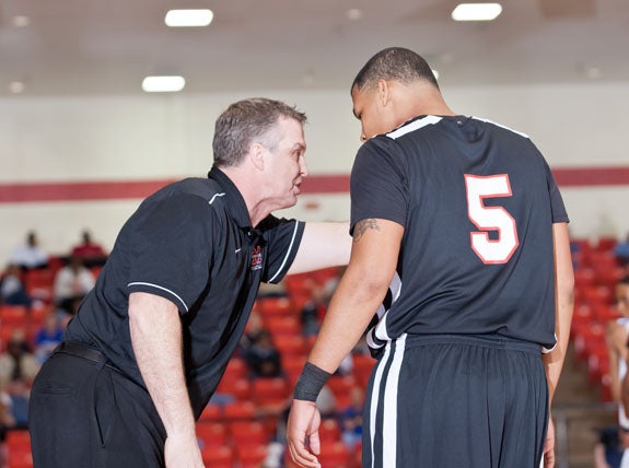 Henderson has now won back-to-back state titles twice in his career.