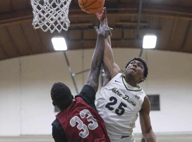 Houston signee Mercy Miller is regarded as the No. 79 prospect in the Class of 2024 according to 247Sports. (Photo: Gregory Fiore)