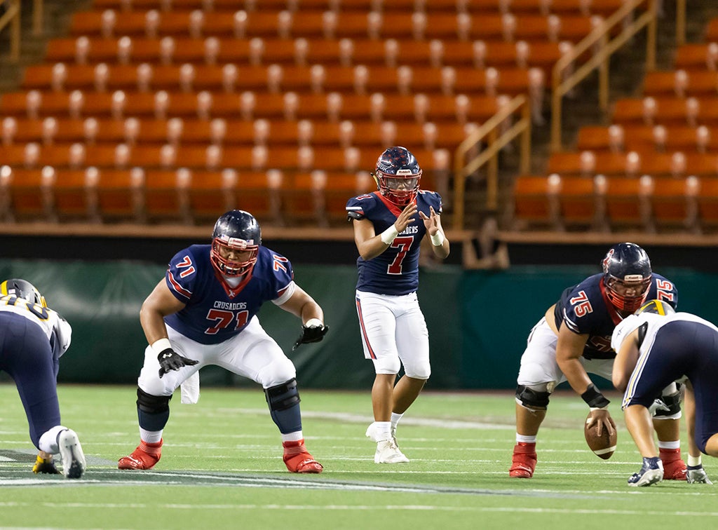 St. Louis lineman Jonah Savaiinaea.