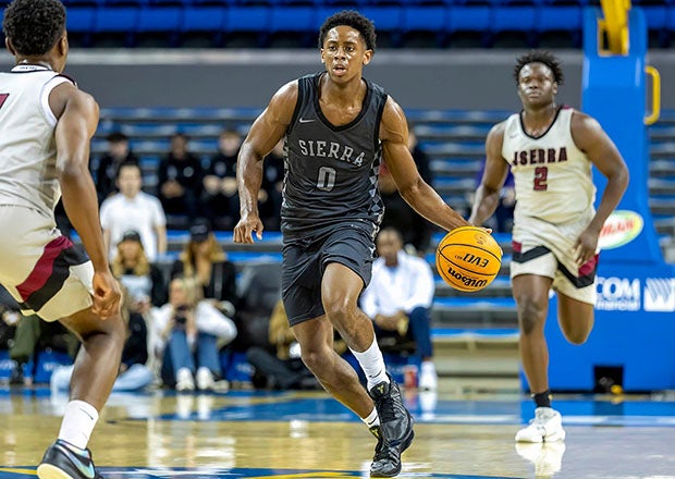 No. 3-ranked Class of 2026 prospect Brandon McCoy leads Sierra Canyon to the top spot in first regular season rankings. (PHOTO: Eric Hamilton)