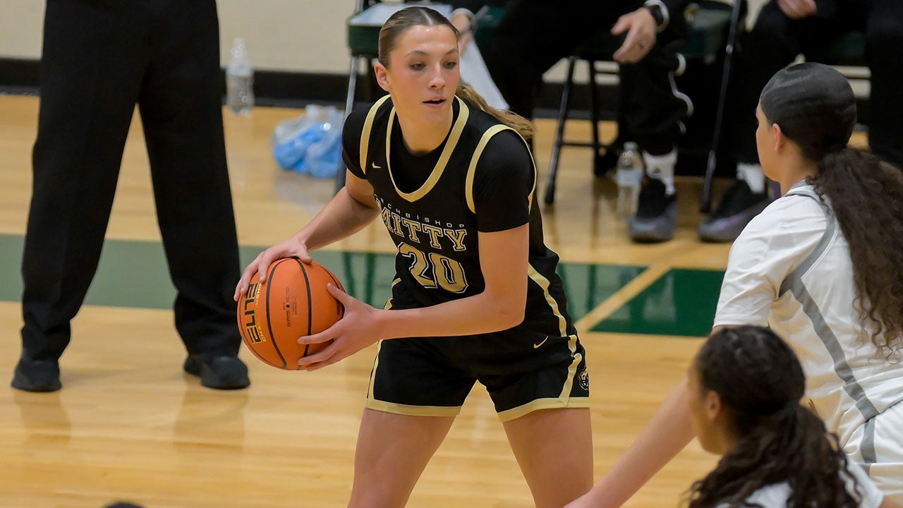 High school girls basketball rankings: Archbishop Mitty climbs to No. 1 in MaxPreps Top 25 after Nike Tournament of Champions title