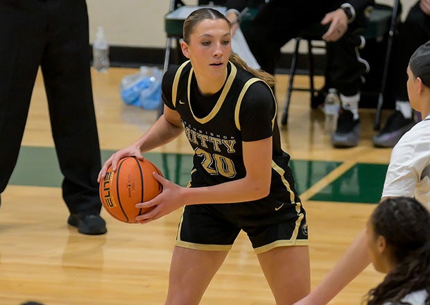 Nike Tournament of Champions MVP McKenna Woliczko helped Archbishop Mitty climb to No. 1 in this week's MaxPreps Top 25. (Photo: Darin Sicurello)