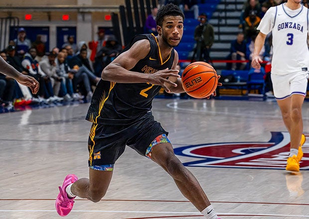 Three-star Indiana signee Prince-Alexander Moody came up clutch in the fourth quarter of No. 18 Bishop McNamara's 57-52 upset over top-ranked Sierra Canyon on Saturday. (PHOTO: David Custer)