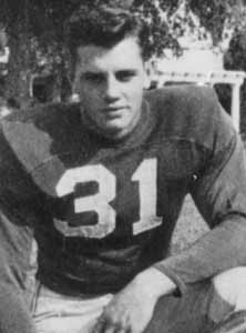 Ken Hall didn't hit his growth spurtuntil after the eighth grade. Hewent from 5-foot-6, 135 pounds to6-1, 180.