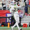 Christian McIntyre named 2025 MaxPreps Massachusetts High School Football Player of the Year