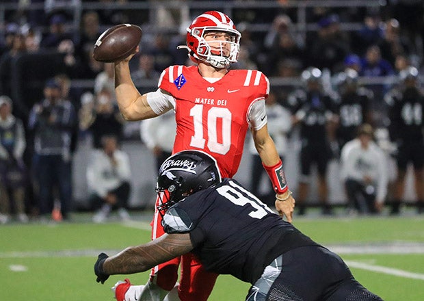 Mater Dei quarterback Ryan Hopkins came up big Friday night, helping the Monarchs knock off the nation's No. 1-ranked team and earn a share of the Trinity League title. (PHOTO: Rene Morales)