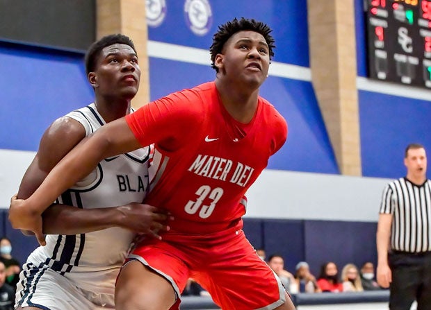 Mater Dei 6-10 freshman Tee Bartlett blocks out Sierra Canyon McDonald's All-American Kijani Wright.