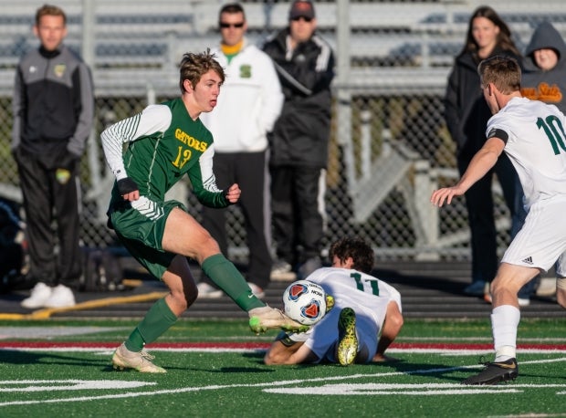Alex Canfield scored 31 goals and added seven assists to help Crystal Lake South reach the Class 2A championship game in Illinois.
