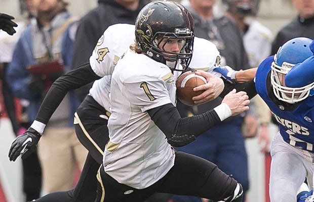 Desert Hills pulled out a dramatic victory on the last play of the game to win the Utah 3A state title Friday.