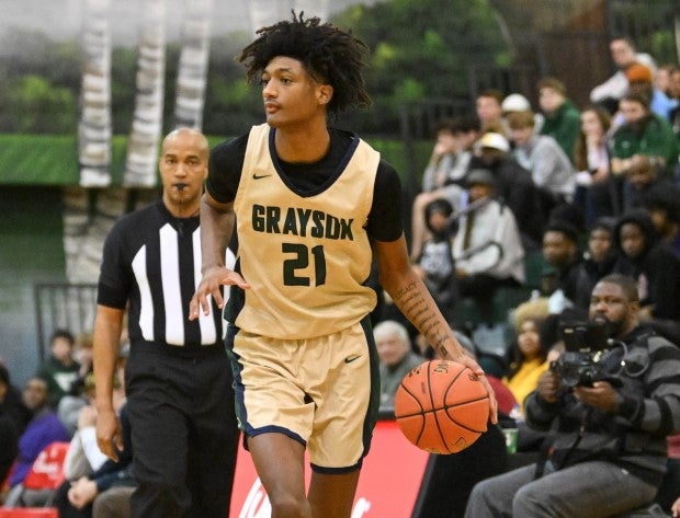 Top 20 Georgia commit Jacob Wilkins — son of Dominique Wilkins — is among the players to watch at the Spalding Hoophall Classic. (Photo: Shane Roper)